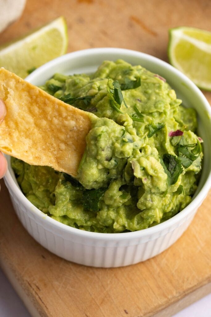 Appetizing Chipotle Guacamole with Tacos