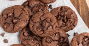 Chewy and Gooey Chocolate Chip Cookies