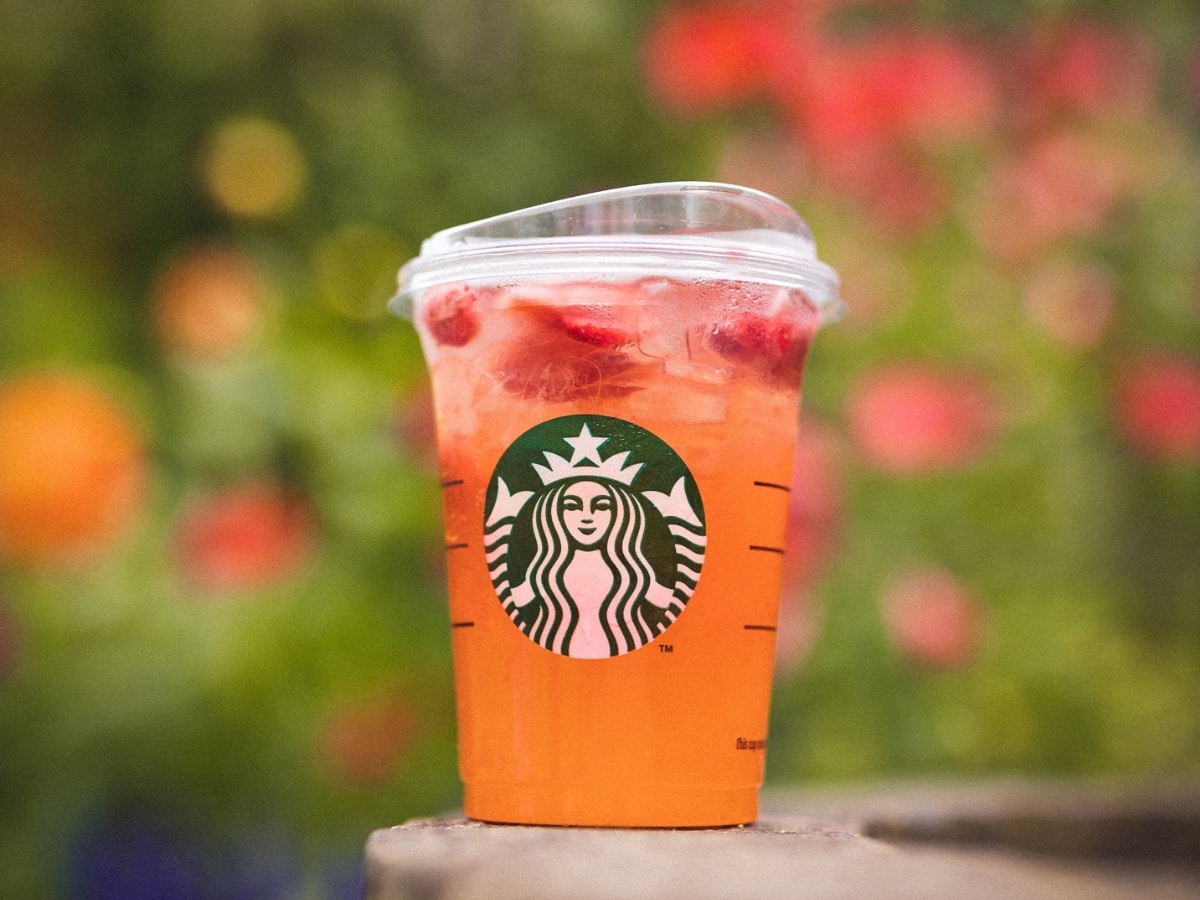 Strawberry Acai Refresher