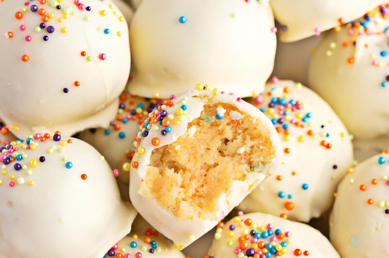 Cake Balls (Quick and Easy Recipe)