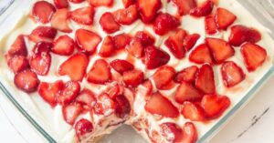 Sweet Strawberry Cheesecake Lasagna